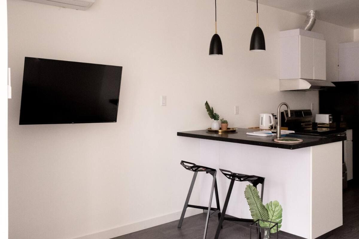 Marche Jean-Talon Suites Монреал Екстериор снимка